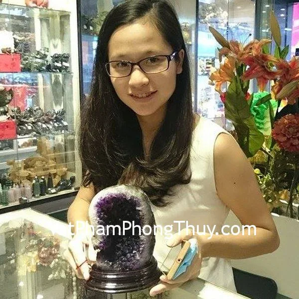 Chị Vân- Khách hàng mua Bông thạch anh tím H089-8949