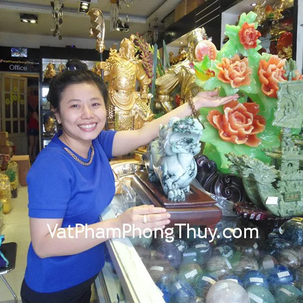 Chị Vân - khách hàng mua chuỗi thạch anh tóc đồng S5104-7680
