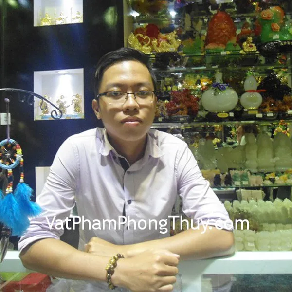 Anh Tùng - khách hàng mua vòng tỳ hưu mắt mèo S026