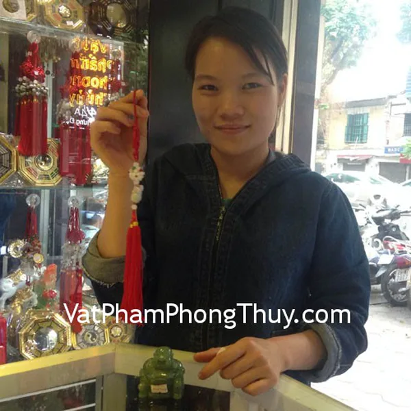 Chị Mai- khách hàng mua phật di lặc đông linh M121 và ngọc bội tỳ hưu túi tiền S253