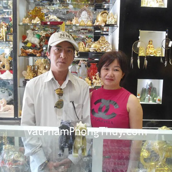 Anh Hà - khách hàng mua tỳ hưu bắc kinh xanh BKX-M và tỳ hưu bắc kinh đen BKD-M