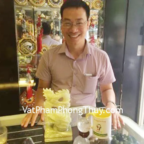 Anh Chính- khách hàng mua rồng đá Cẩm Thạch đứng nhỏ N075, quả cầu thạch anh trắng GM148-S2-1802 và hồ ly thạch anh trắng S6344