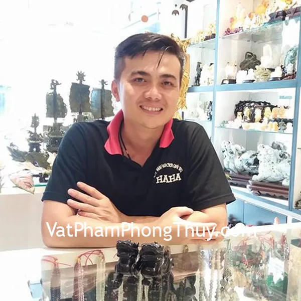 Anh Huy - khách hàng mua tượng tỳ hưu đá hắc ngà GM010