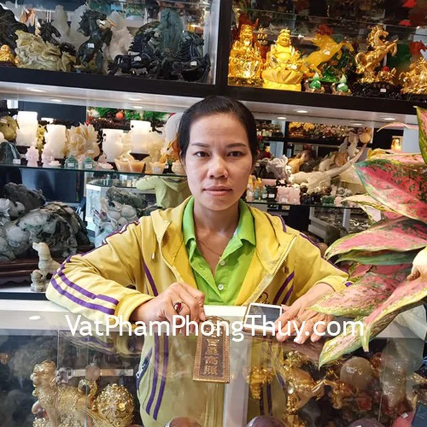 Chị Oanh - khách hàng mua Kim bài Cát Tinh Cao Chiếu CC1162