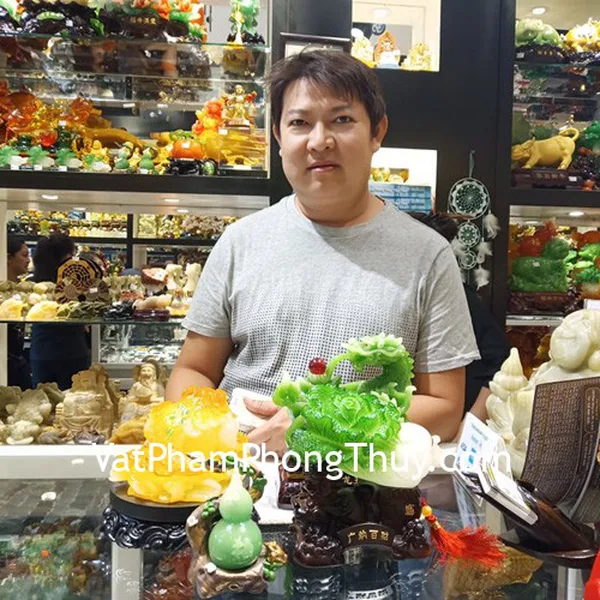 Anh Tăng - khách hàng mua tượng bắp cải LN082, tượng rồng xanh LN150, thiềm thừ chiêu tài LN099 và tượng hồ lô xanh LN201