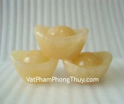 Nguyên bảo đá ngọc hoàng long trung M151