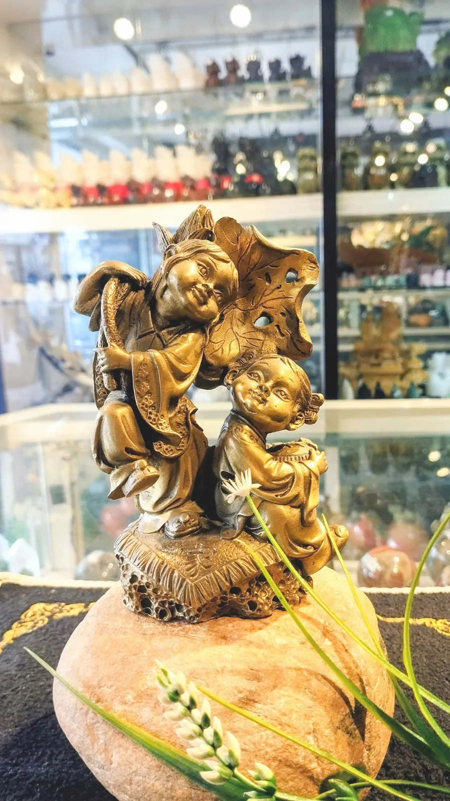 Hai tiên đồng nhỏ D239