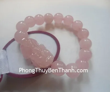 Chuỗi Tỳ hưu thạch anh hồng lớn 14 hạt S777