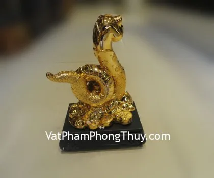 Rắn vàng kim,bồn tụ vàng, đế gỗ- Phú quý chiêu tài FE091