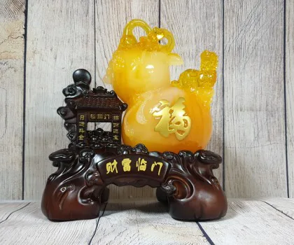 Hồ lô cam vàng ngọc có tỳ hưu vàng lưu ly trên đế gỗ nhà cổ như ý - Tài Phú Lâm Môn LN200