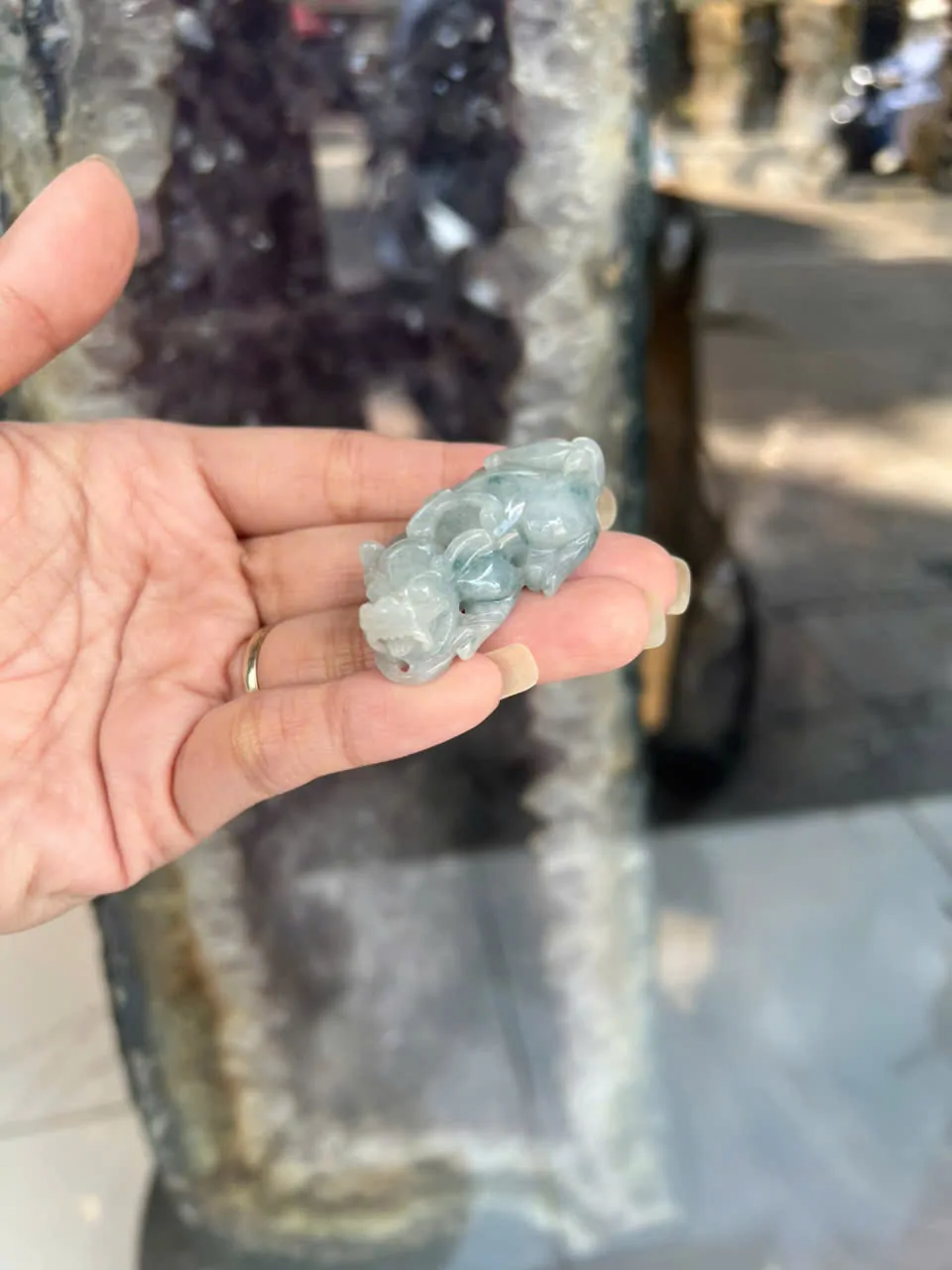 Tỳ hưu ngọc phỉ thúy xanh đậm vân mây A+++++ (GCN 17595 - 26.78 gr) S6897-S1-5838