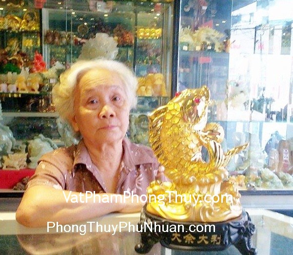 Cô Phụng - Khách hàng mua Cá chép vàng Y158