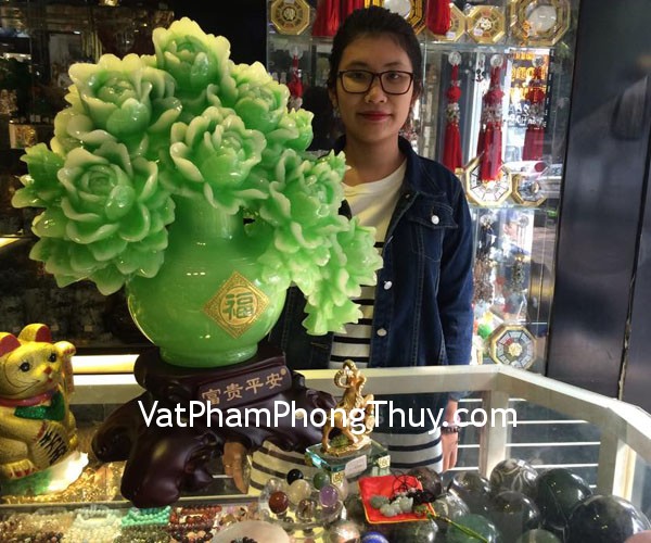Chị Phương- khách hàng mua bình mẫu đơn xanh ngọc H208G, đĩa thất tinh nhỏ DT136, di lặc ngọc Myanma S839, tỳ hưu ngọc Myanma S952