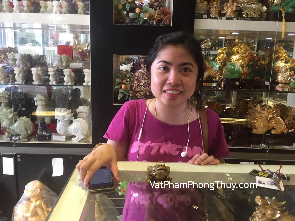 Chị Hương - khách hàng mua thiềm thừ đồng D114