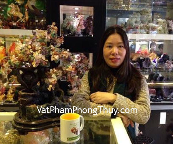 Chị Quỳnh - khách hàng mua cây tài lộc phong thủy luân KC001