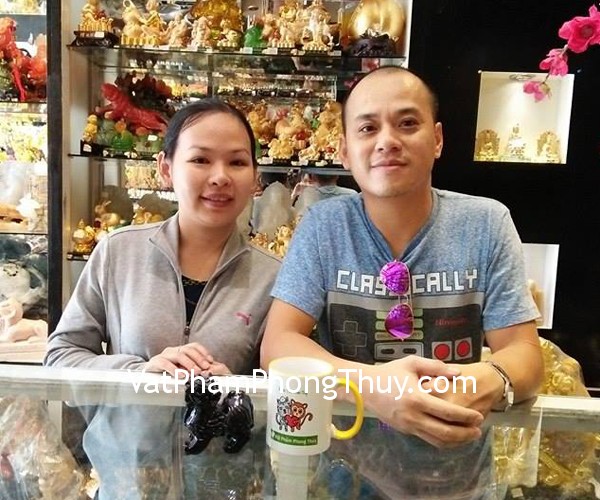 Chị Vy - khách hàng mua tỳ hưu bắc kinh đen chuẩn BKD-S