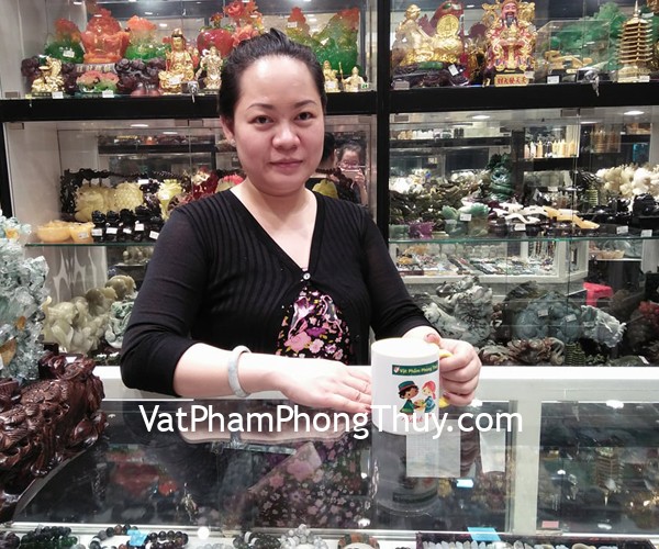 Chị Tuyền-khách hàng mua vòng ngọc Myanmar S5160-S3-8792