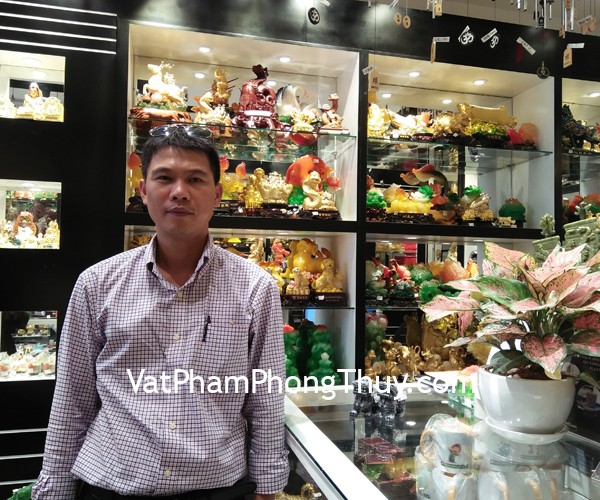 Anh Hiếu - khách hàng mua tỳ hưu bắc kinh đen chuẩn BKD-S, tỳ hưu lưu ly vàng cam C047 và cóc xanh đế xoay E083