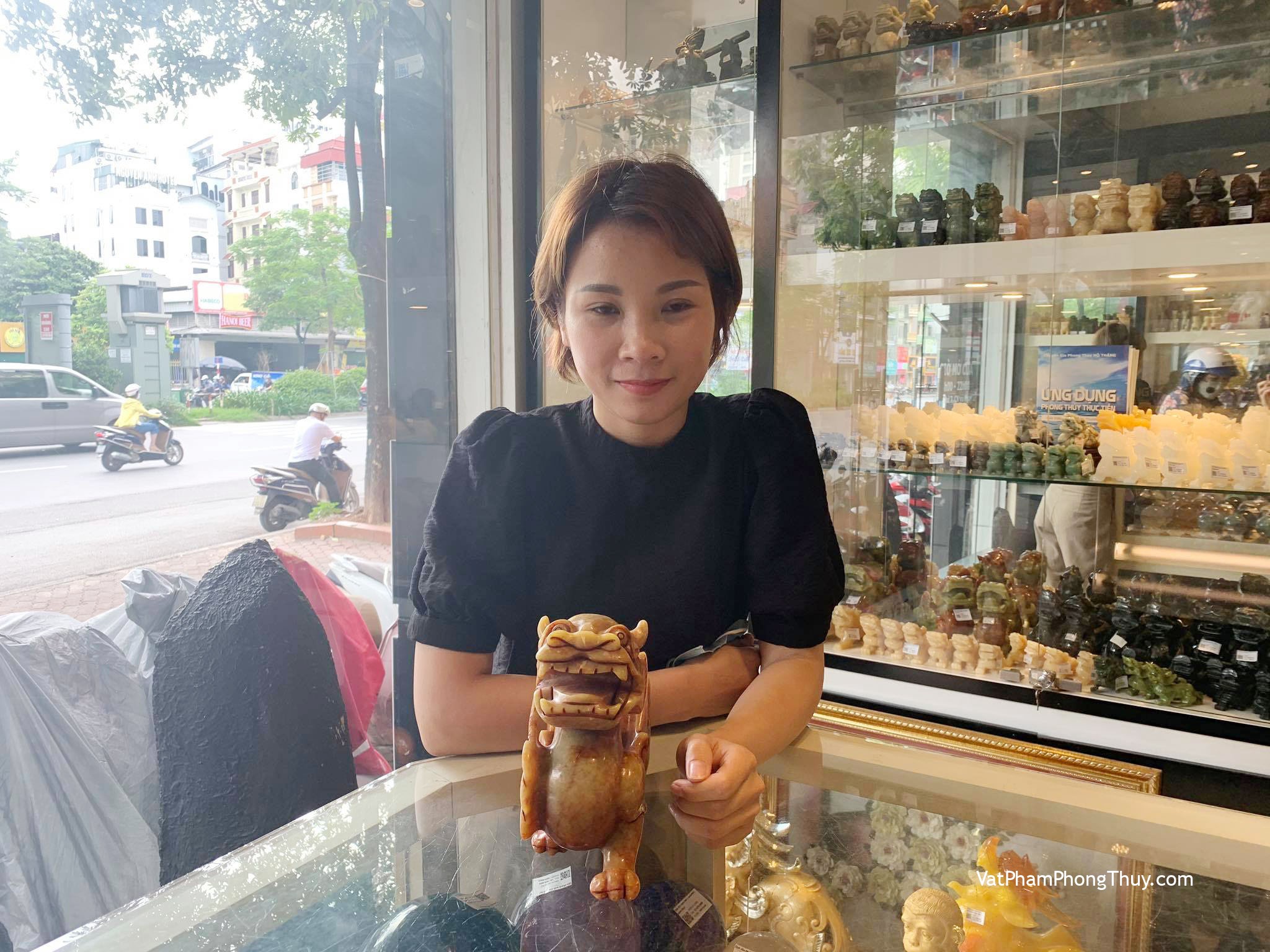 Chị Hòa - Khách hàng mua Tỳ hưu tiêu ngọc đỏ đồng tiền lớn HM022.